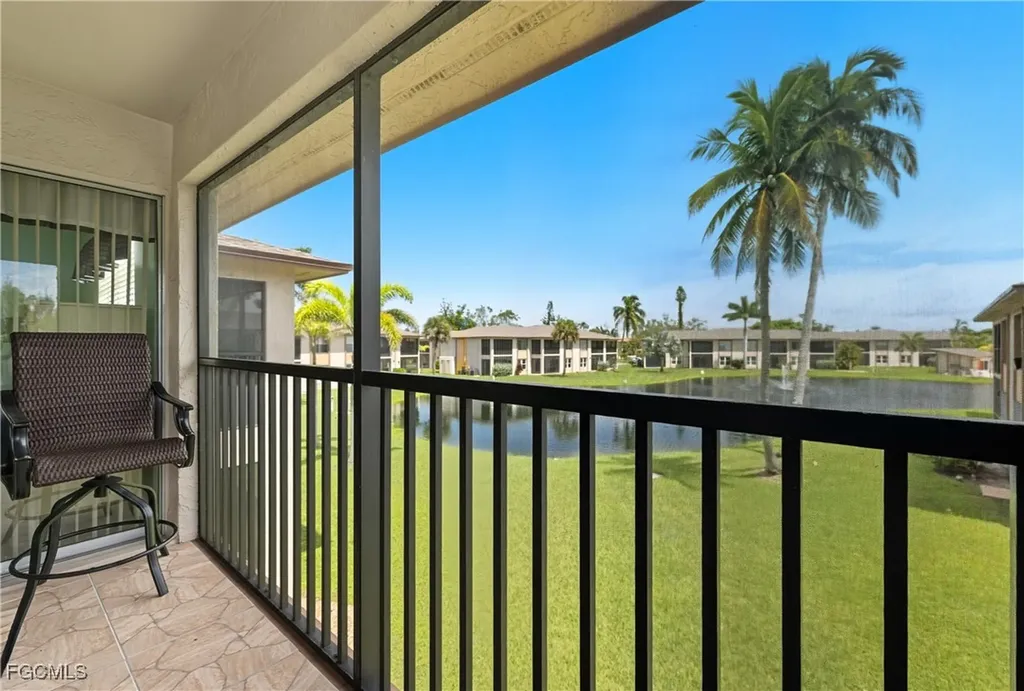 16881 Davis Road Fort Myers FL 33908