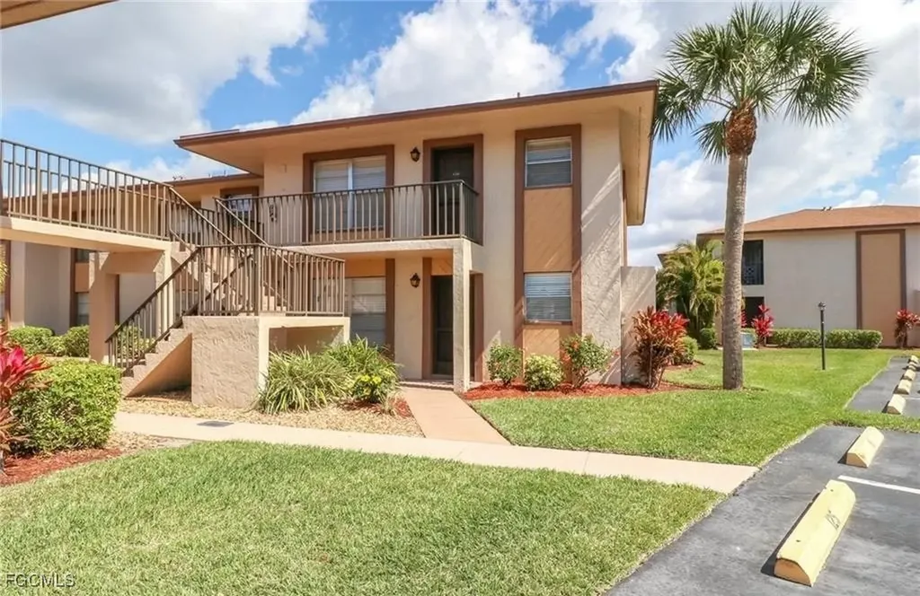 16881 Davis Road Fort Myers FL 33908