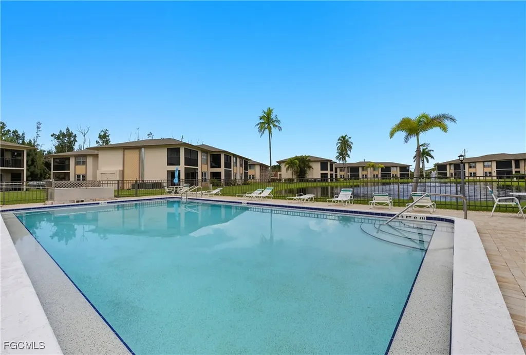 16881 Davis Road Fort Myers FL 33908