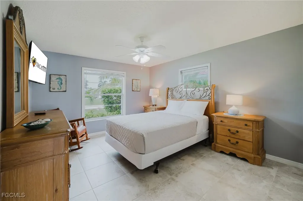 1926 SE 12th Terrace Cape Coral FL 33990