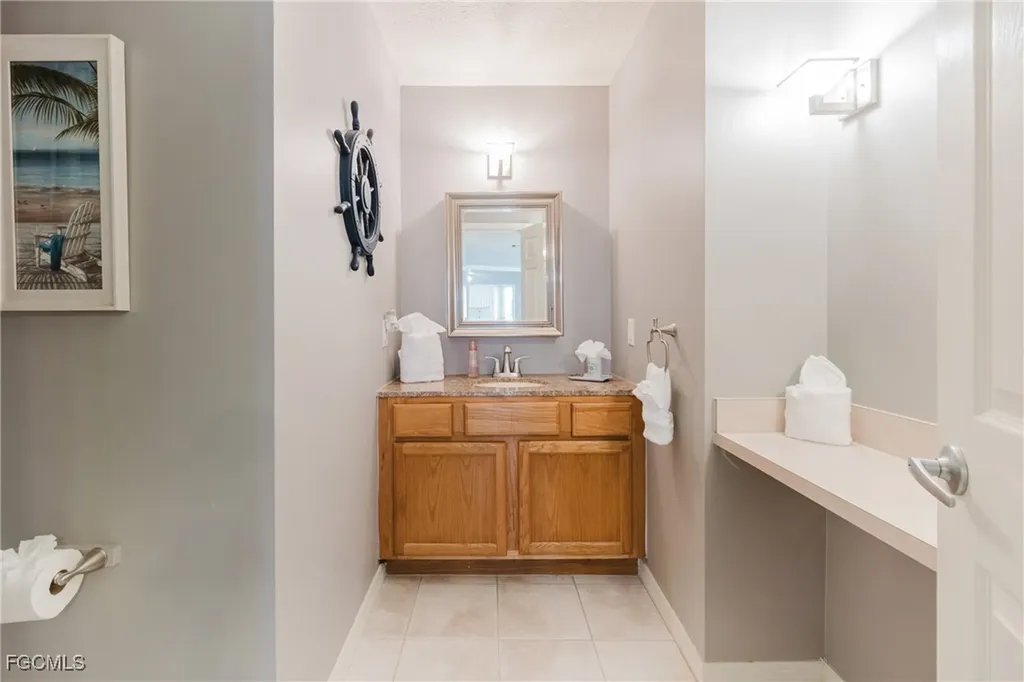 1926 SE 12th Terrace Cape Coral FL 33990