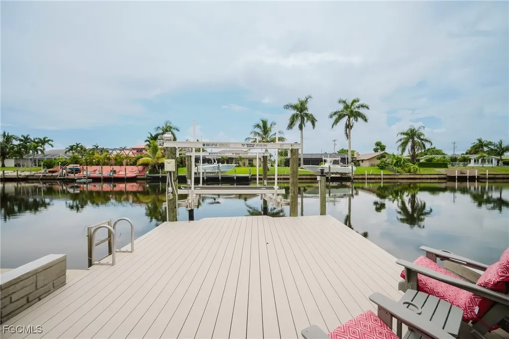 1926 SE 12th Terrace Cape Coral FL 33990