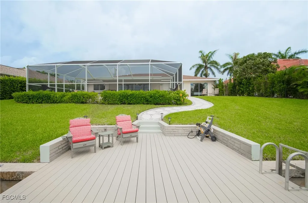 1926 SE 12th Terrace Cape Coral FL 33990