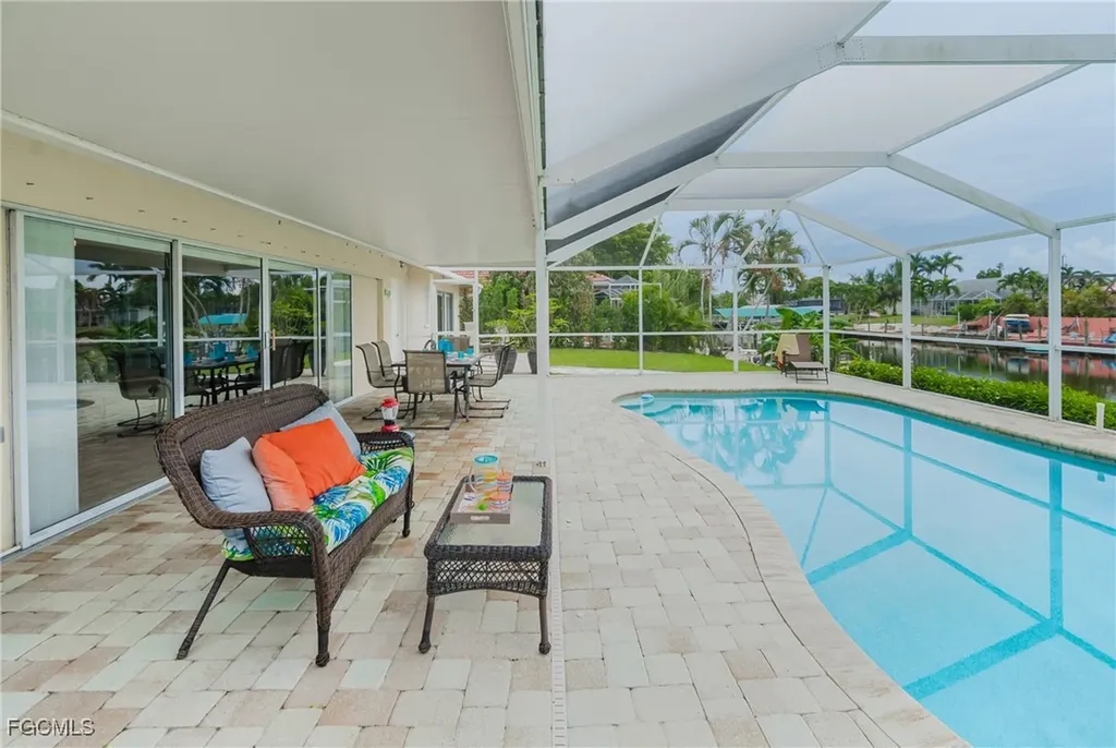 1926 SE 12th Terrace Cape Coral FL 33990