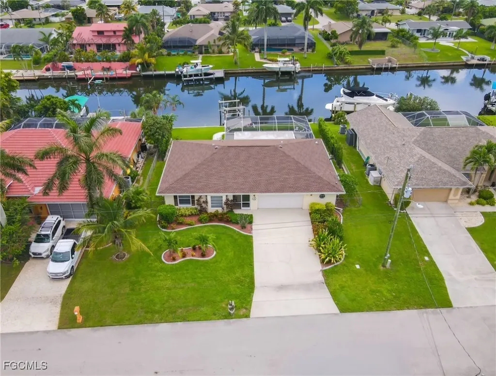 1926 SE 12th Terrace Cape Coral FL 33990