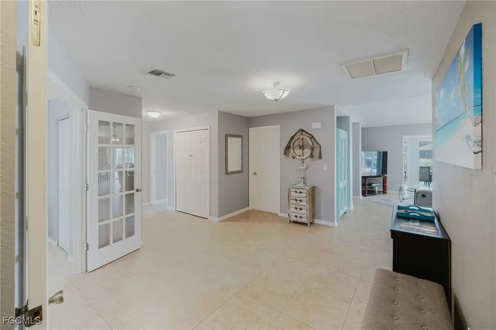 1926 SE 12th Terrace Cape Coral FL 33990