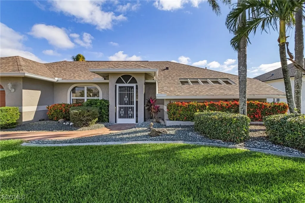 2607 SE 23rd Avenue Cape Coral FL 33904