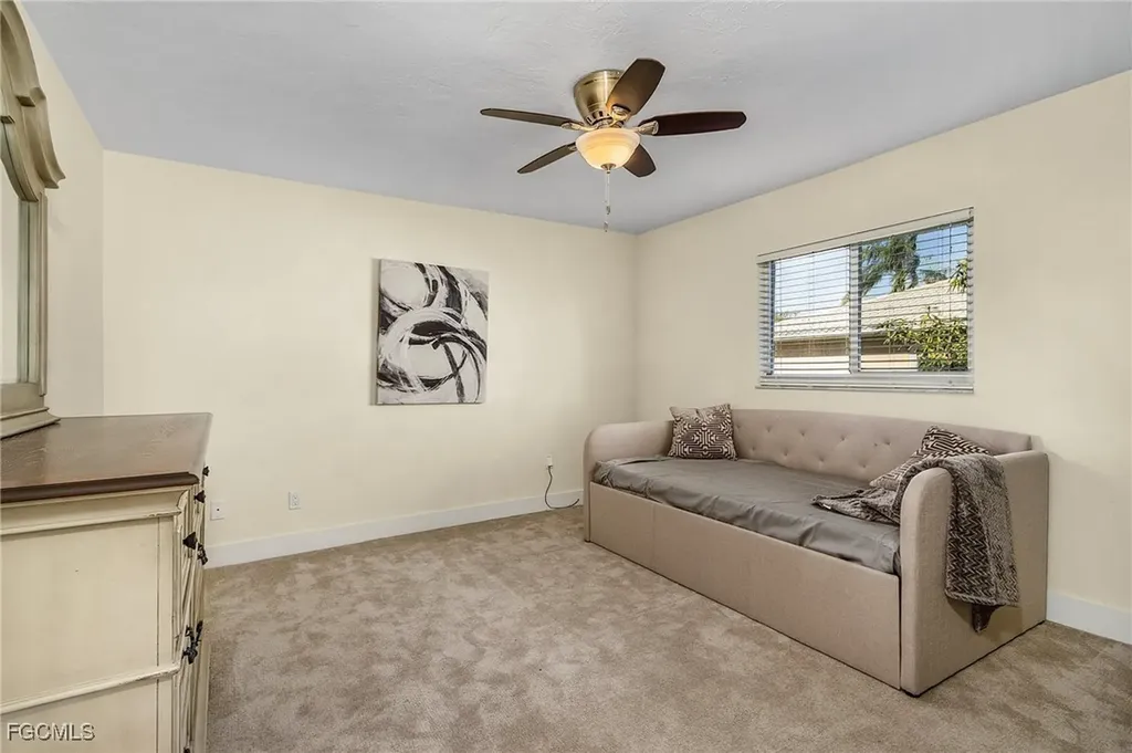 2607 SE 23rd Avenue Cape Coral FL 33904