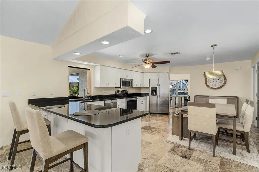 2607 SE 23rd Avenue Cape Coral FL 33904