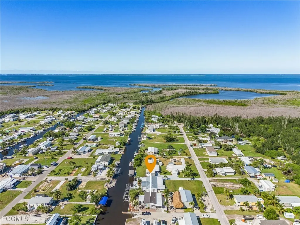 5025 Curlew Drive St. James City FL 33956