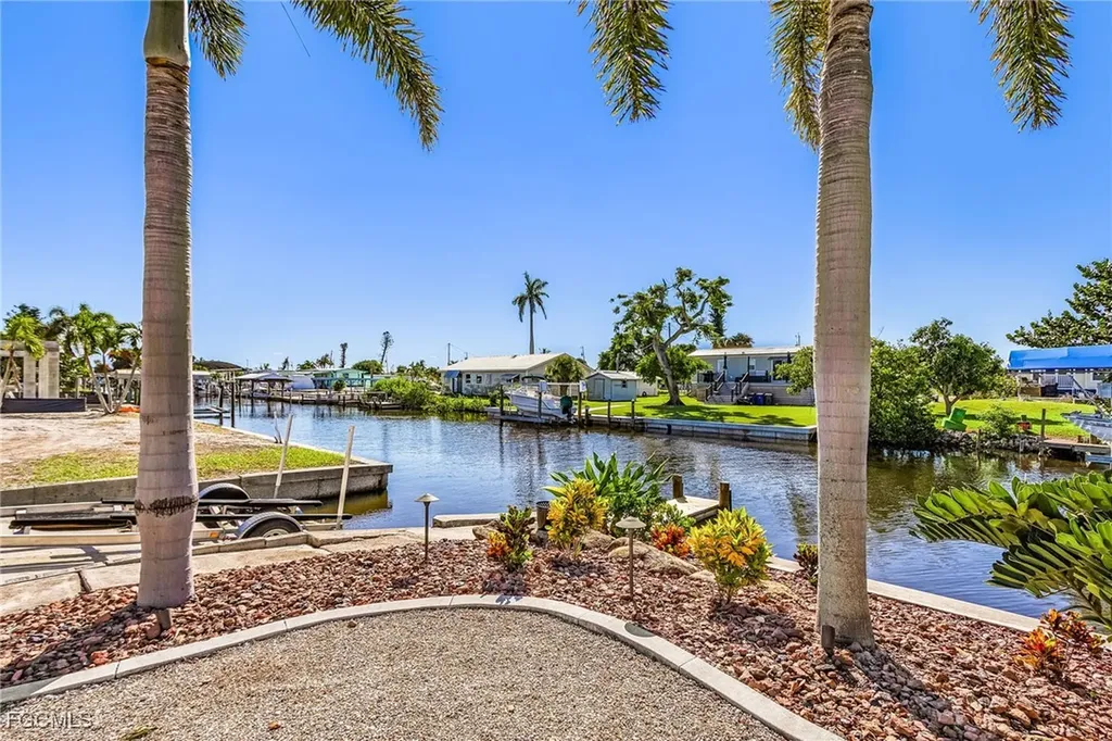 5025 Curlew Drive St. James City FL 33956