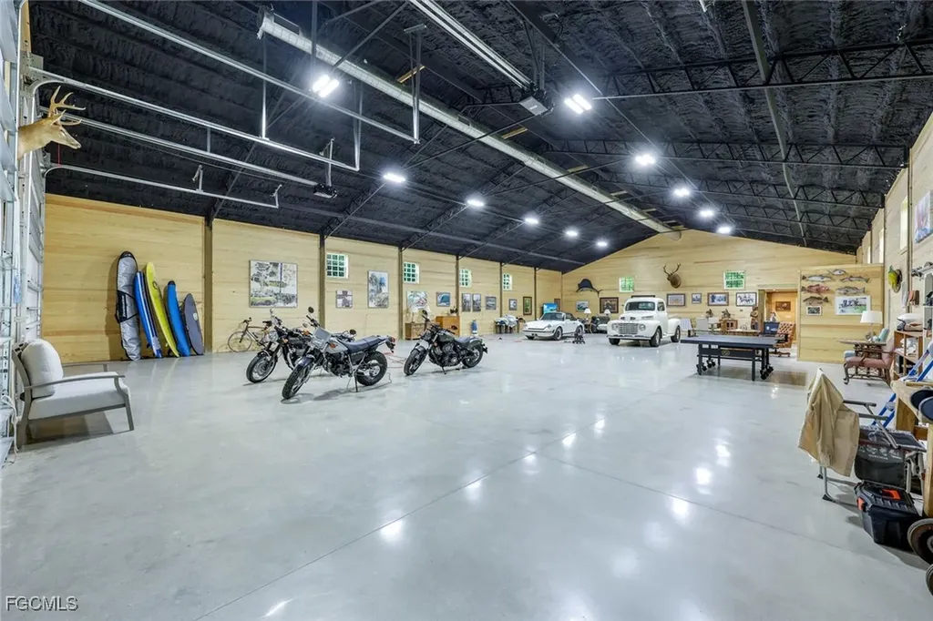 21211 Palm Beach Boulevard Alva FL 33920