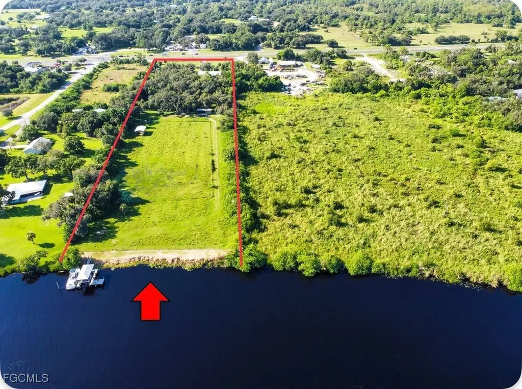 21211 Palm Beach Boulevard Alva FL 33920