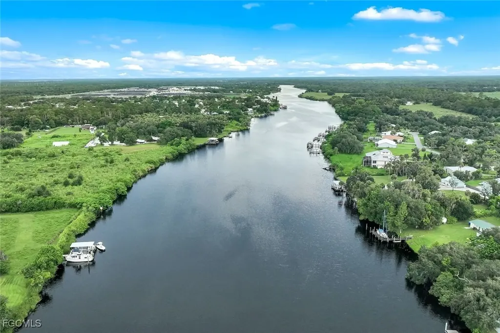 21211 Palm Beach Boulevard Alva FL 33920