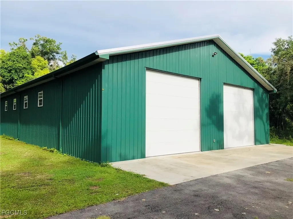 21211 Palm Beach Boulevard Alva FL 33920