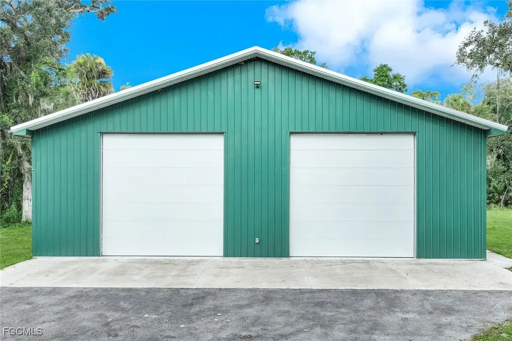 21211 Palm Beach Boulevard Alva FL 33920