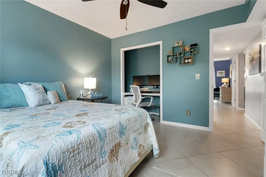 208 Cape Coral Parkway E Cape Coral FL 33904