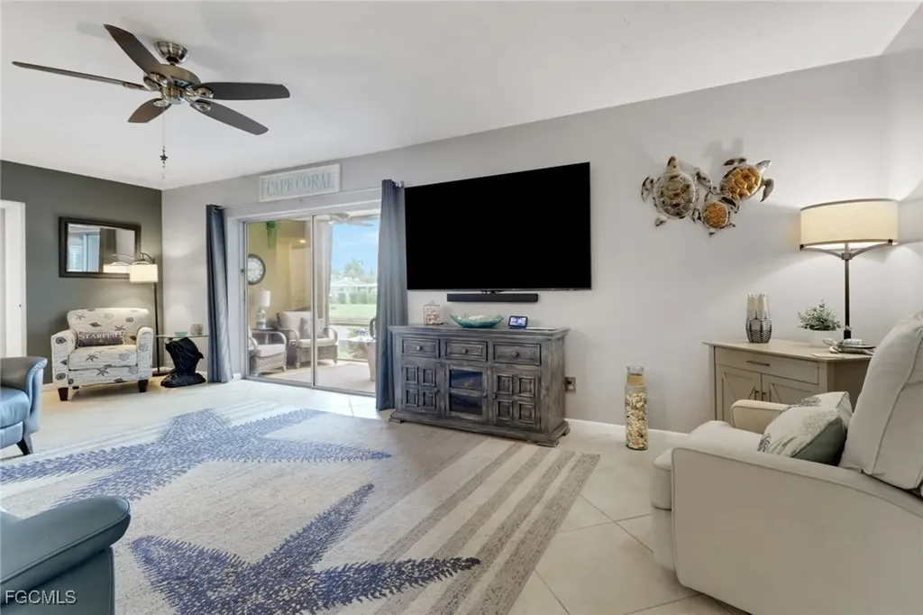 208 Cape Coral Parkway E Cape Coral FL 33904