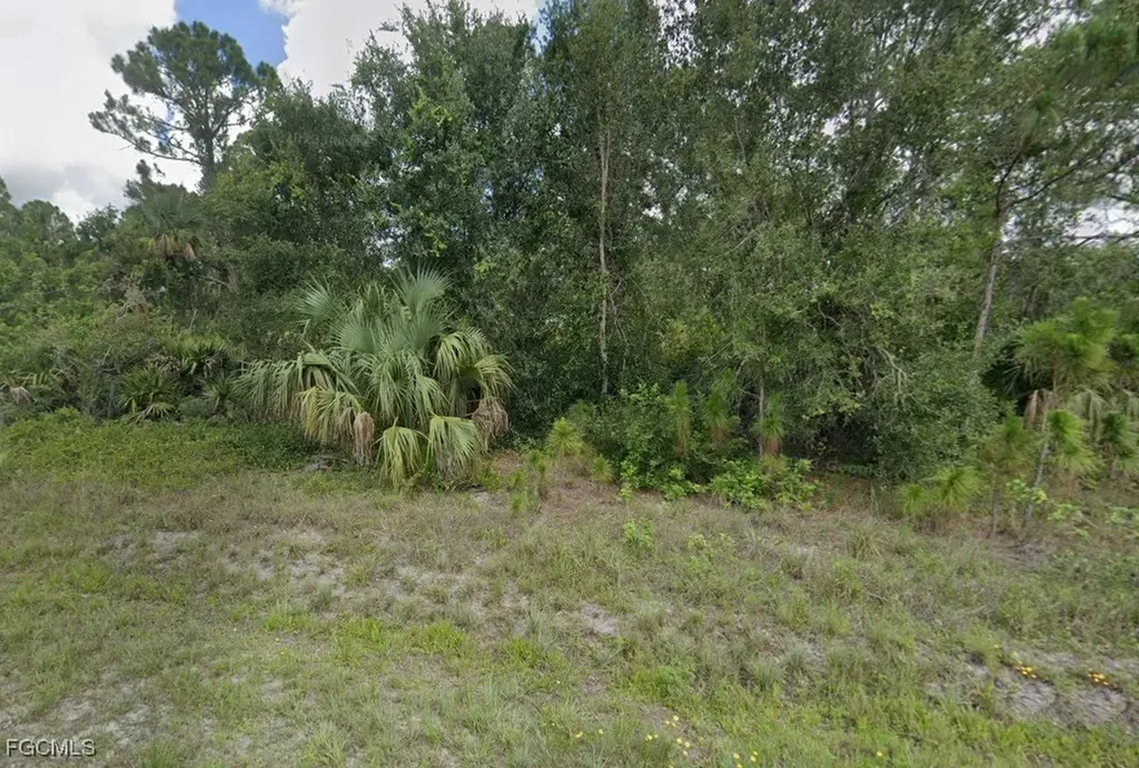 3607 63rd Street W Lehigh Acres FL 33971