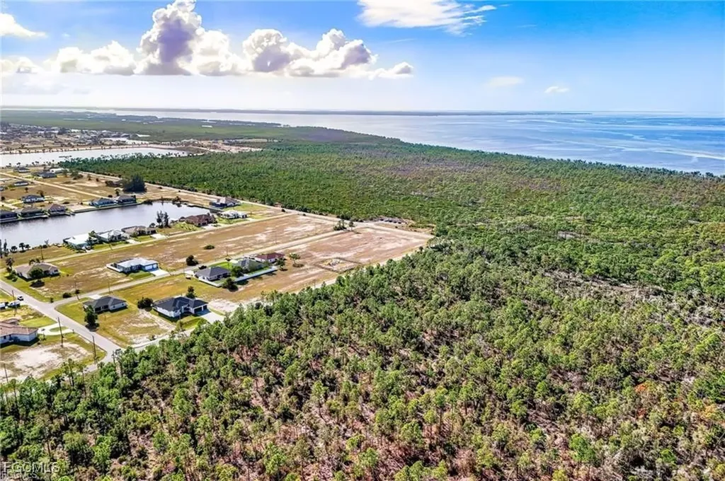 4410 NW 40th Lane Cape Coral FL 33993