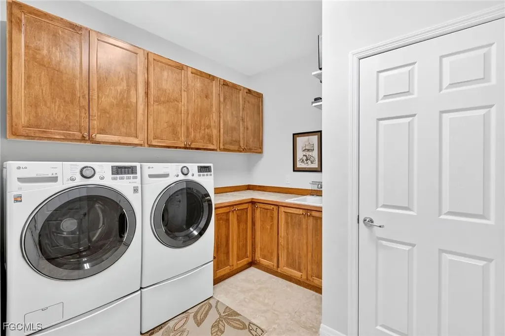 28224 Jewel Fish Lane Bonita Springs FL 34135