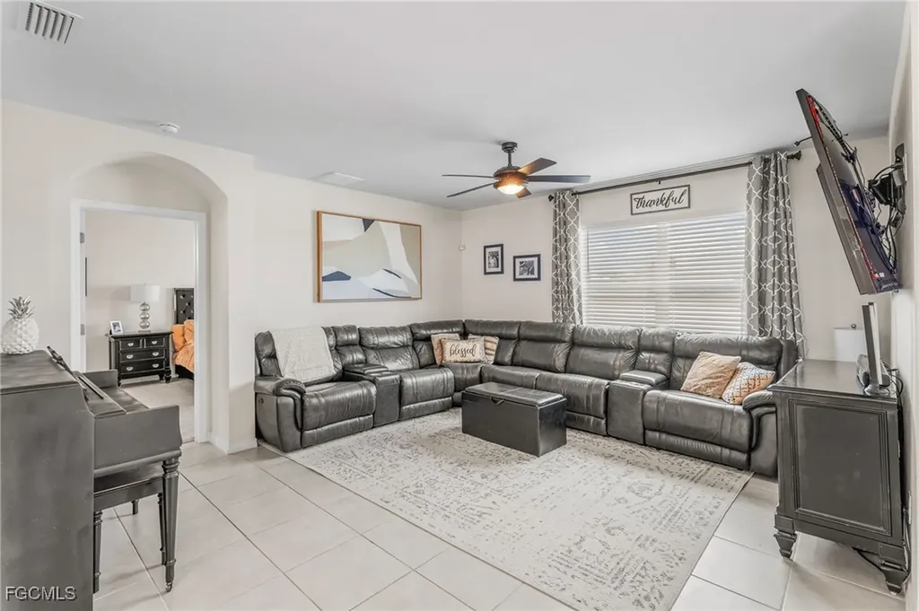 1232 NW 12th Avenue Cape Coral FL 33993