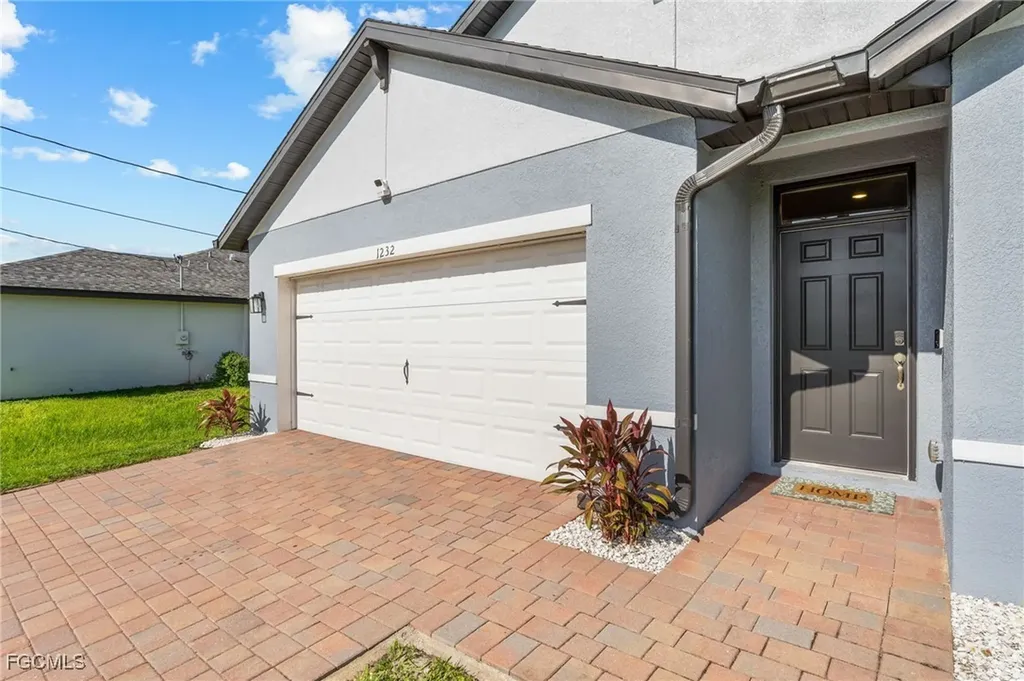 1232 NW 12th Avenue Cape Coral FL 33993
