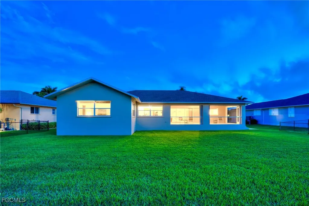 8886 Staghorn Way Fort Myers FL 33908