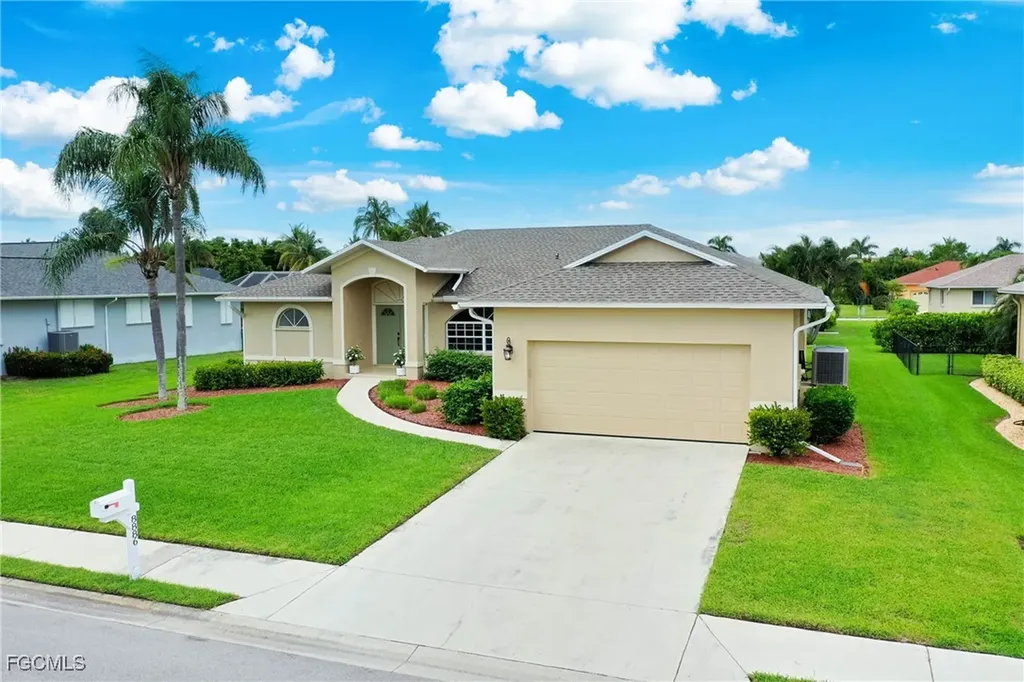 8886 Staghorn Way Fort Myers FL 33908