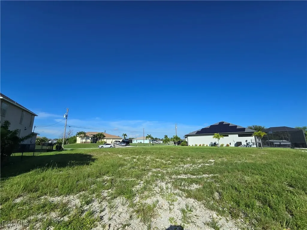 1301 SE 5th Court Cape Coral FL 33990