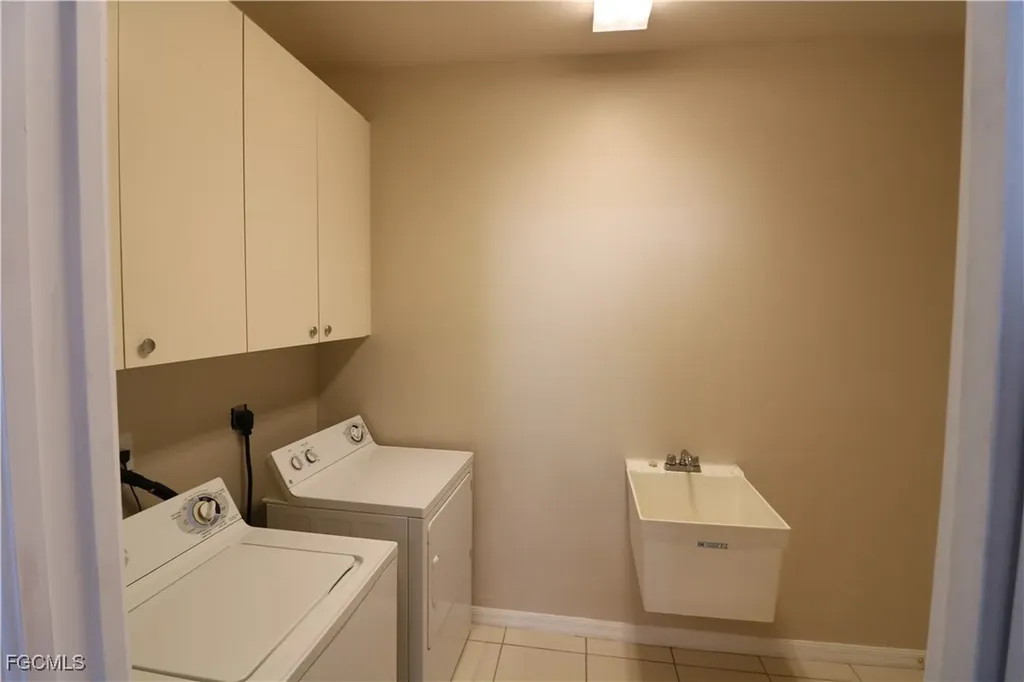 9519 Lismore Lane Estero FL 33928