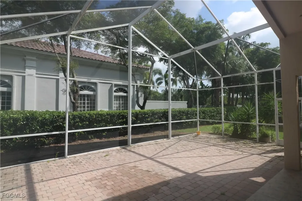 9519 Lismore Lane Estero FL 33928