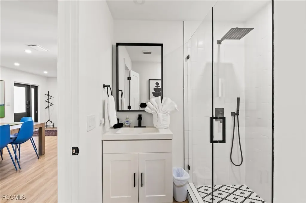 6011 Fountain Way Fort Myers FL 33919