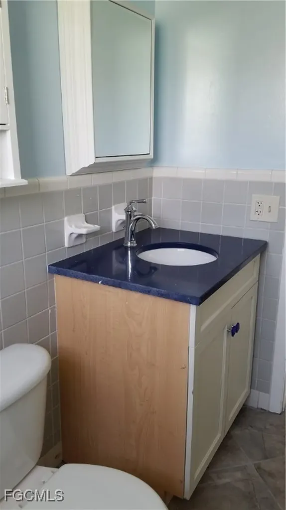 434 Buena Vista Boulevard S Fort Myers FL 33905
