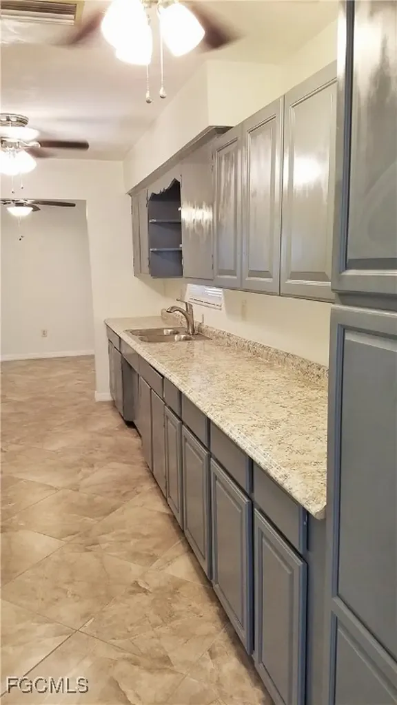 434 Buena Vista Boulevard S Fort Myers FL 33905