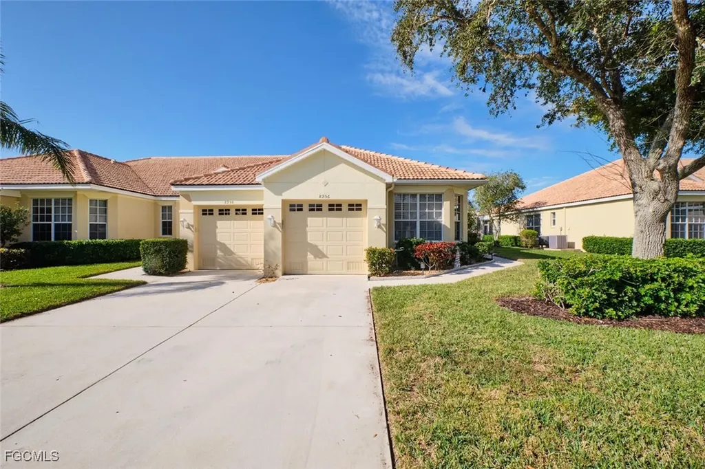 8956 Bristol Bend Fort Myers FL 33908