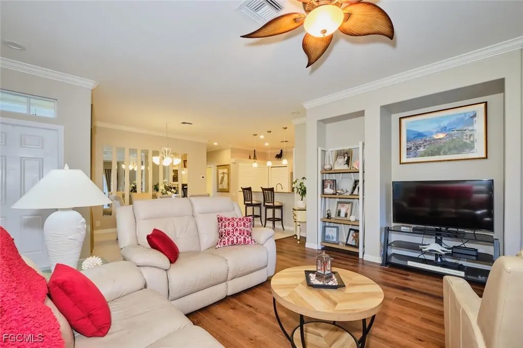 8956 Bristol Bend Fort Myers FL 33908