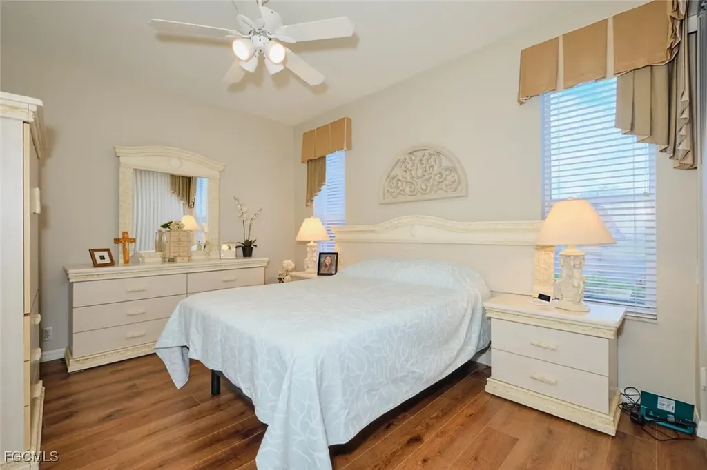 8956 Bristol Bend Fort Myers FL 33908