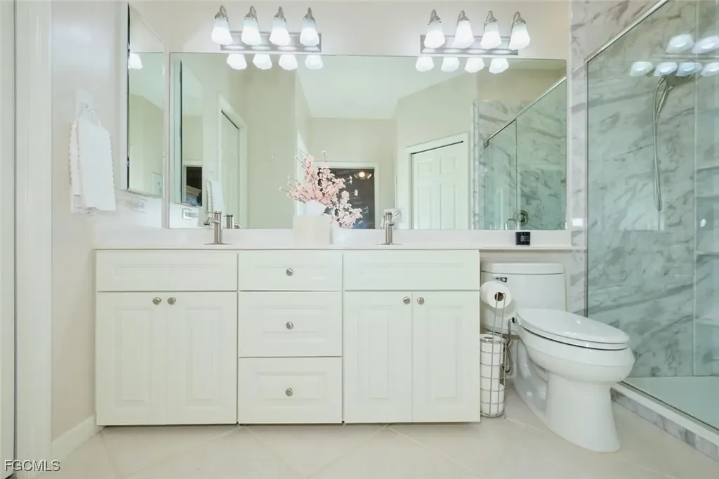 8956 Bristol Bend Fort Myers FL 33908