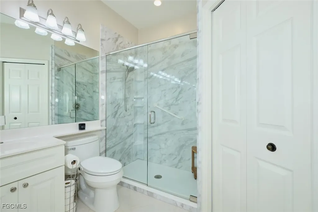 8956 Bristol Bend Fort Myers FL 33908