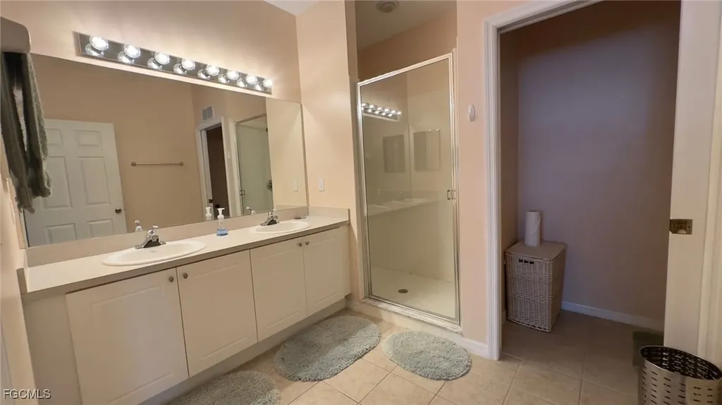 4327 Bellasol Circle Fort Myers FL 33916