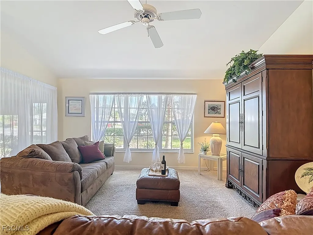 2001 Corona Del Sire Drive North Fort Myers FL 33917