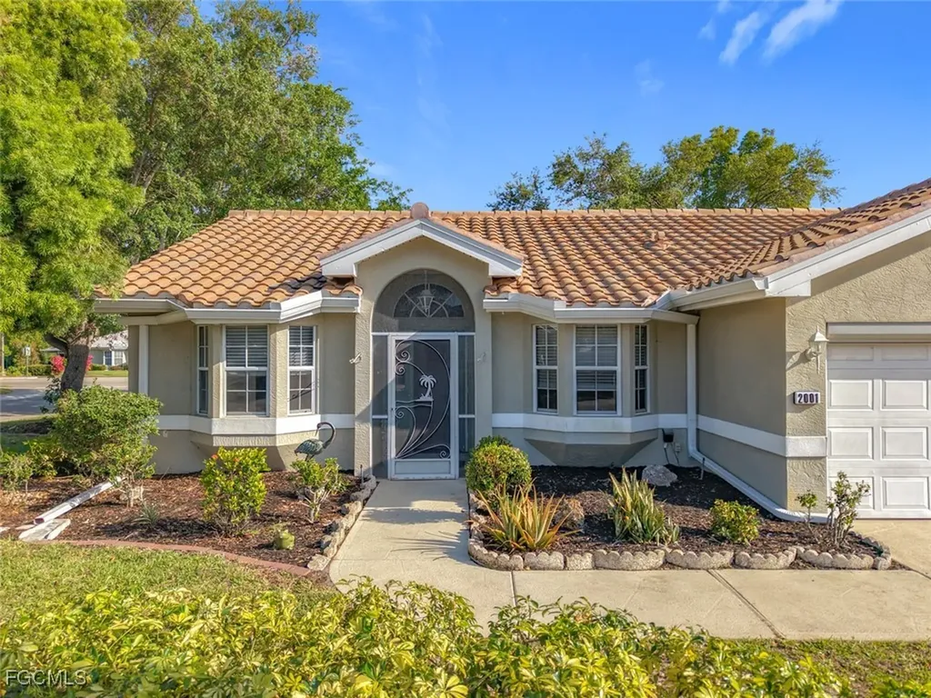 2001 Corona Del Sire Drive North Fort Myers FL 33917
