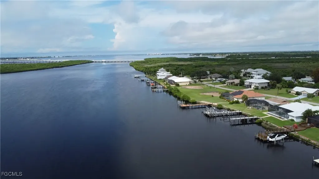 3690 Peace River Drive Punta Gorda FL 33983