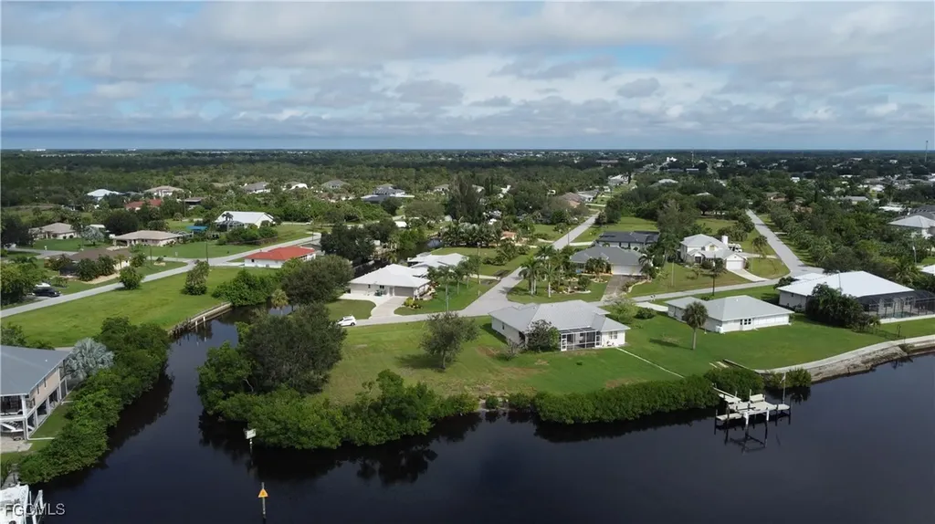 3690 Peace River Drive Punta Gorda FL 33983