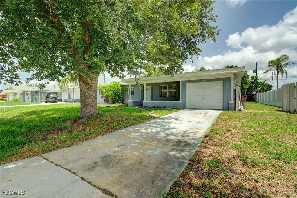 1209 SE 36th Street Cape Coral FL 33904