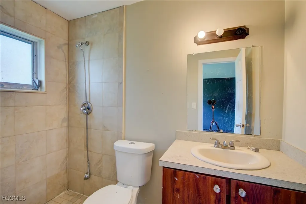 1209 SE 36th Street Cape Coral FL 33904