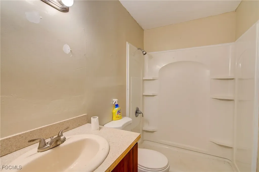 1209 SE 36th Street Cape Coral FL 33904