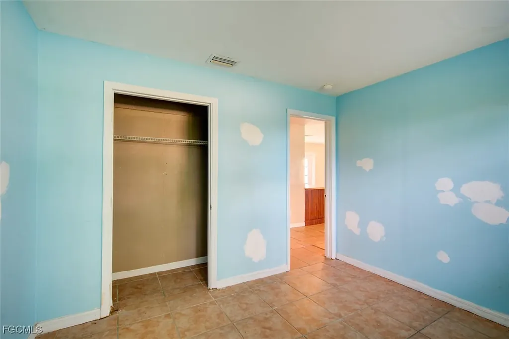 1209 SE 36th Street Cape Coral FL 33904