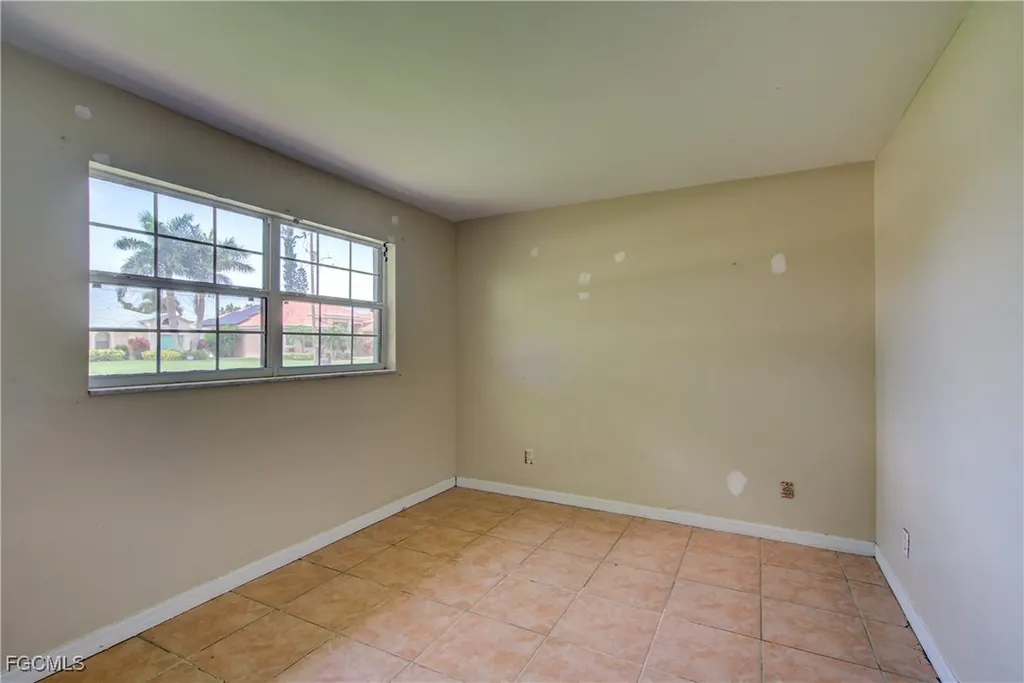1209 SE 36th Street Cape Coral FL 33904